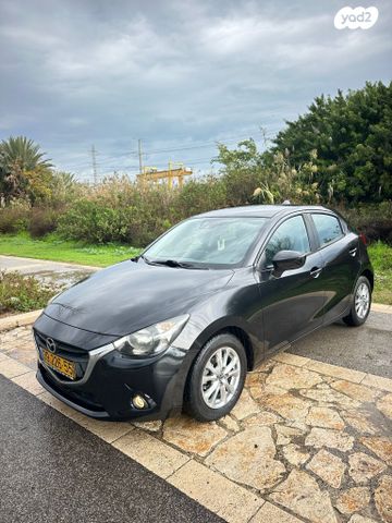 מודעת רכב מאזדה 3