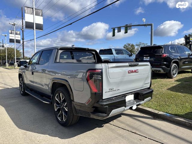 ג'י.אם.סי סיירה EV