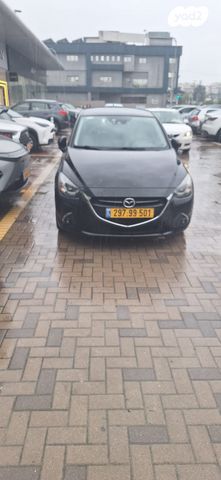 מודעת רכב מאזדה 2