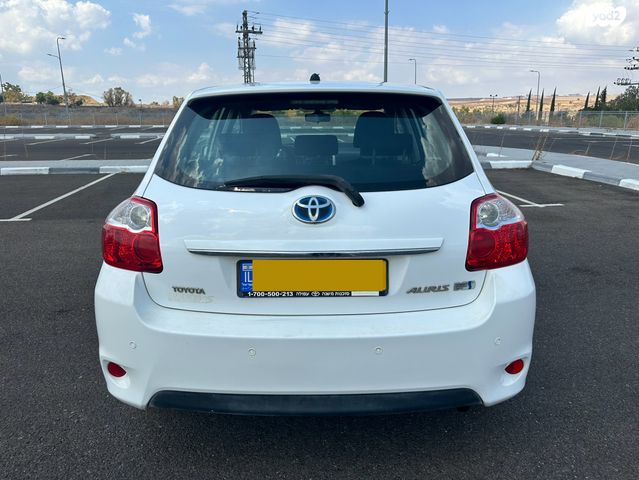 טויוטה אוריס