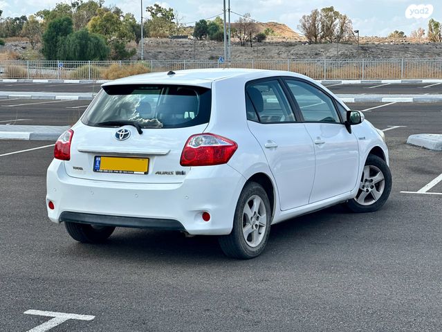 טויוטה אוריס