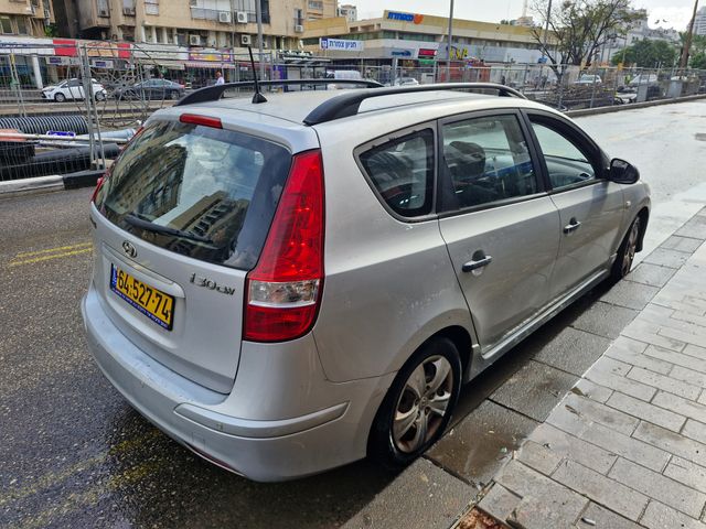 יונדאי i30