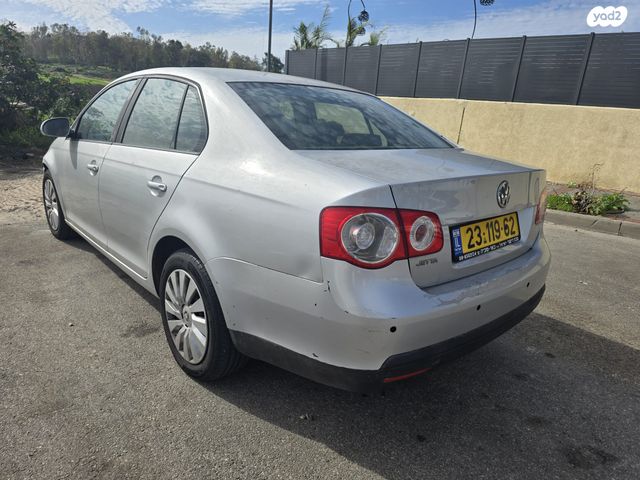 מודעת רכב פולקסווגן ג'טה