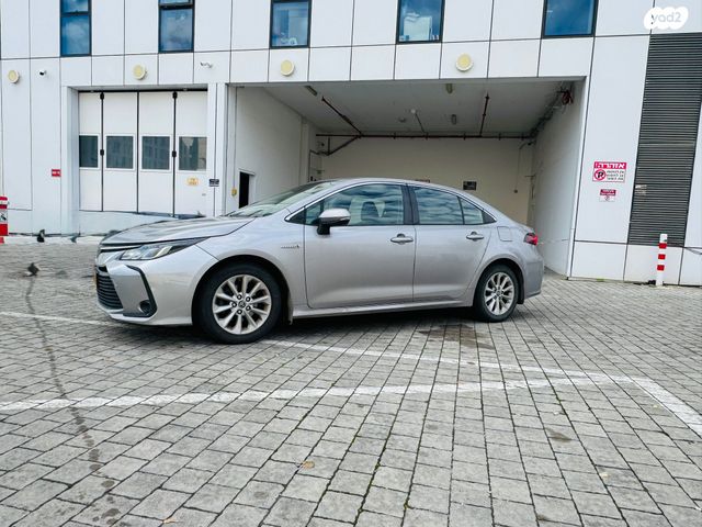 מודעת רכב טויוטה קורולה