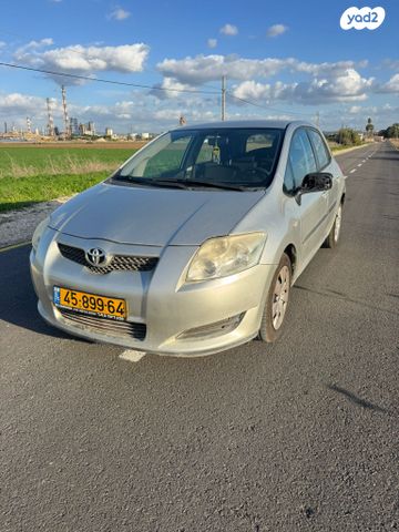 טויוטה אוריס