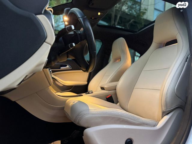 מרצדס-בנץ CLA