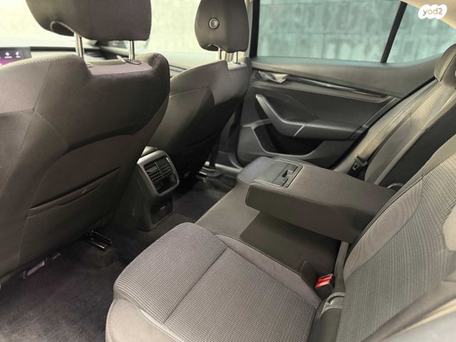 סקודה אוקטביה 