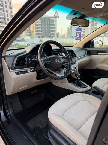 יונדאי אלנטרה