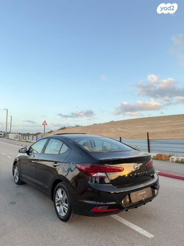 יונדאי אלנטרה