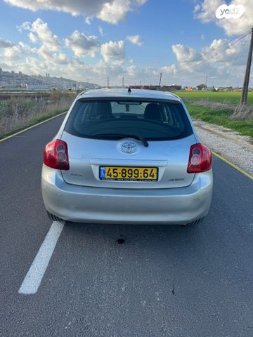 מודעת רכב טויוטה אוריס