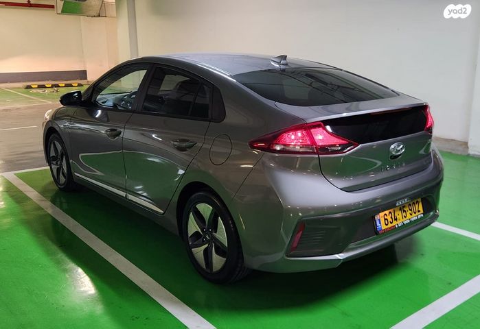 יונדאי איוניק