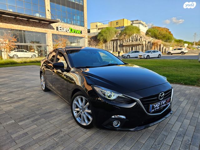 מודעת רכב מאזדה 3