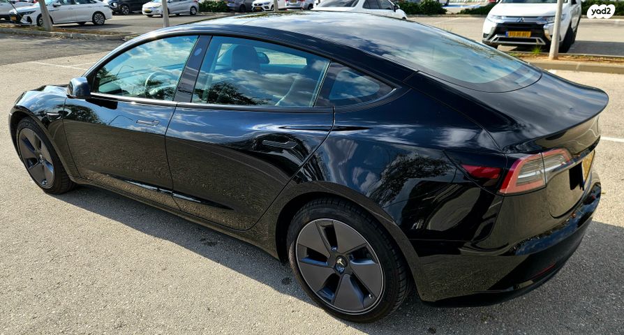 מודעת רכב טסלה מודל 3 1