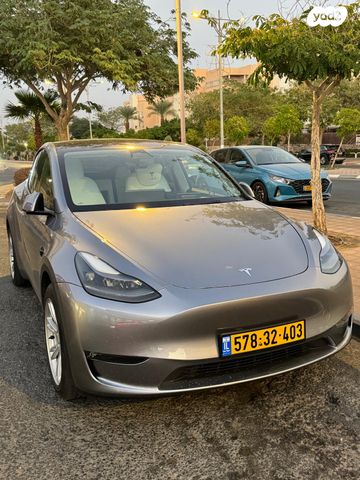 מודעת רכב טסלה מודל Y