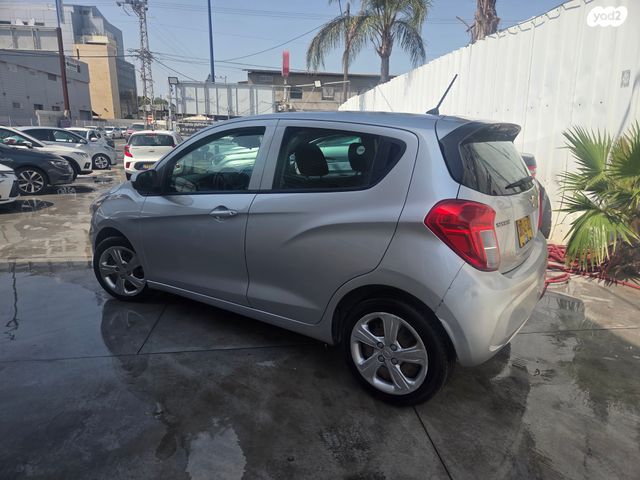 מודעת רכב שברולט ספארק