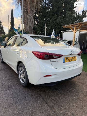 מאזדה 3
