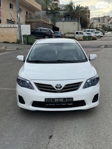 טויוטה קורולה