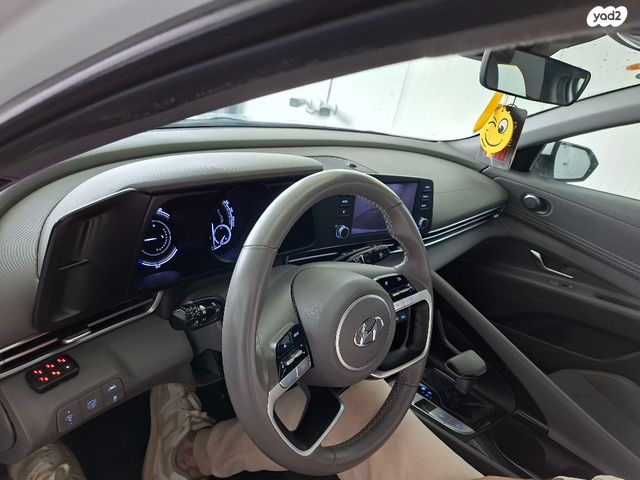 יונדאי אלנטרה