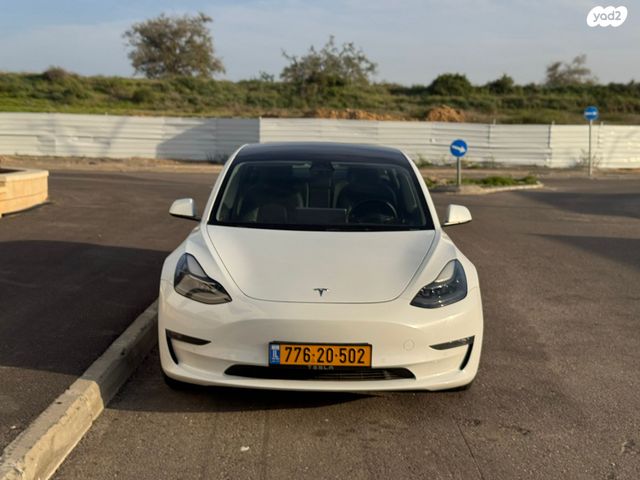 טסלה מודל 3