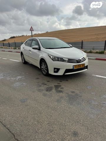 מודעת רכב טויוטה קורולה 1