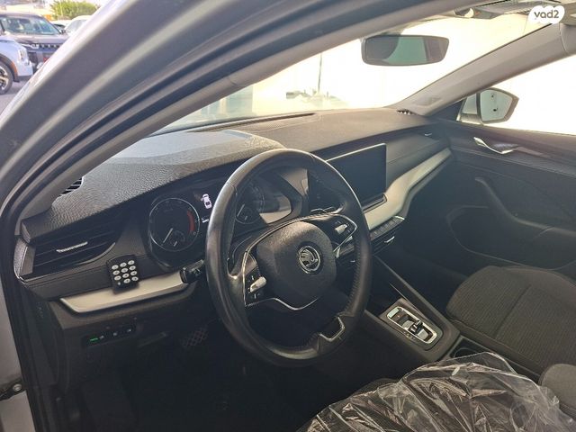 סקודה אוקטביה