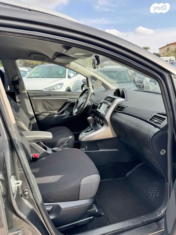 טויוטה ורסו