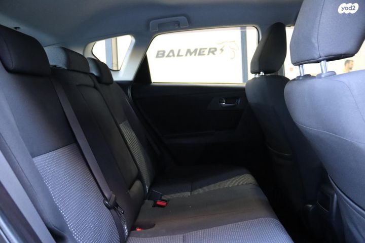 טויוטה אוריס