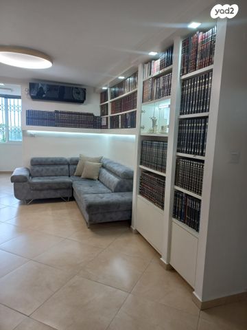 מבוא יסמין 6