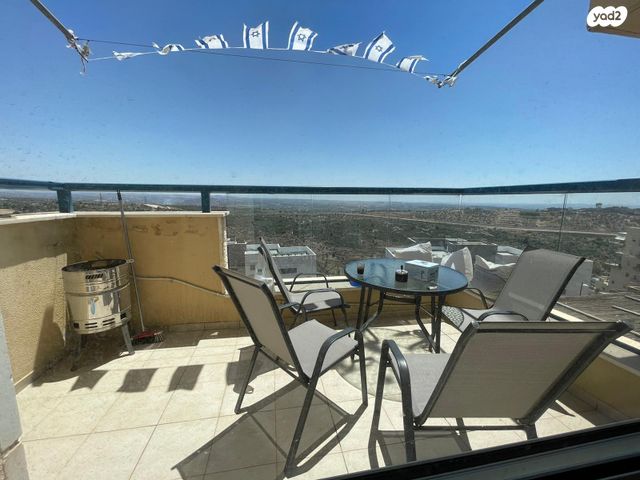 דירה, גולן 54, גבעת טל, אלפי מנשה