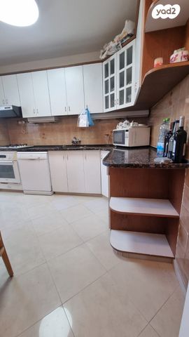 דירה, מקס נורדאו 23, דרום מערב ותיק, בת ים