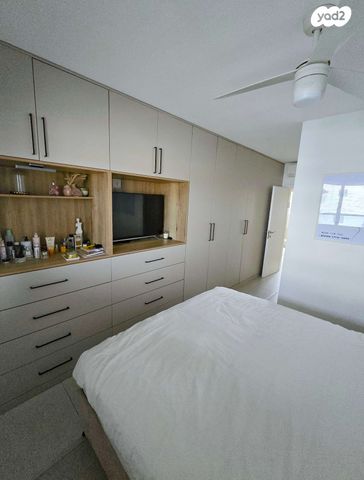 דירה, לאה גולדברג 7, גדרה מזרח, גדרה