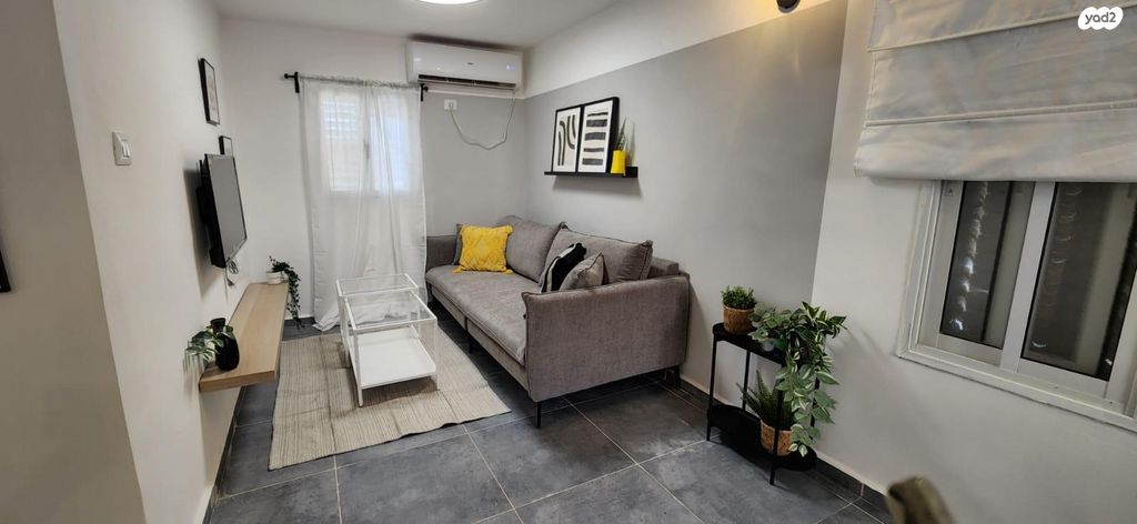 דירה, האיסיים 7, שכונה ד', באר שבע