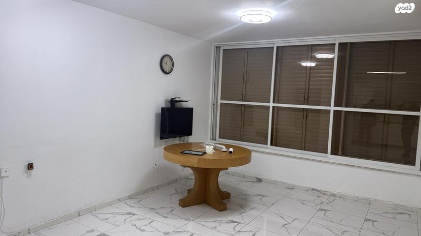 דירה, שדרות בן אב"י 27, מרכז העיר דרום, נתניה