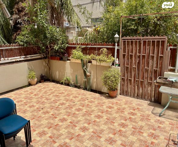 יצחק בן צבי 28