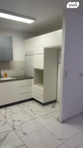 דירה, שדרות בן אב"י 27, מרכז העיר דרום, נתניה