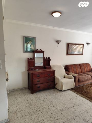 דירה, יהושע שטמפפר 9, לב המושבה / מרכז העיר, פתח תקווה