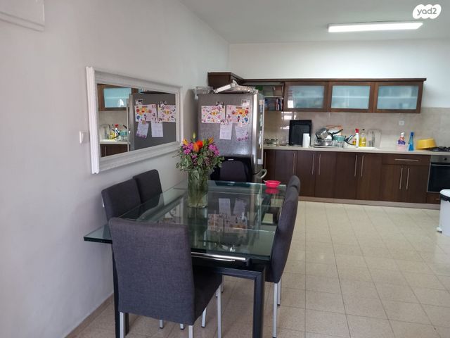 דירה, חוט השני 9, מגדים, מעלה אדומים