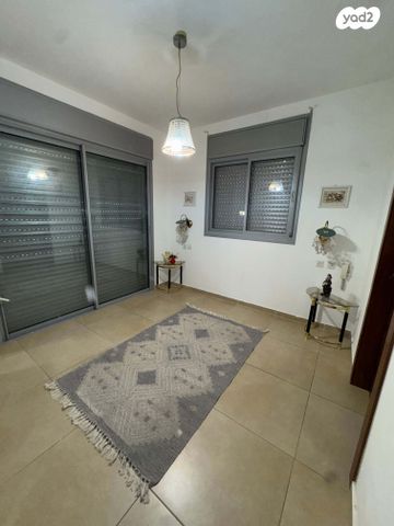 דירת גן, התורן 16, נאות רבין, יבנה