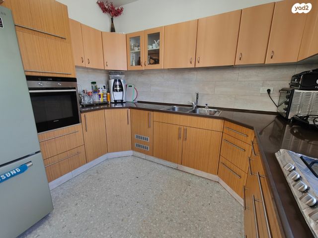 דו משפחתי, התבור 1, חשמונאים, חשמונאים