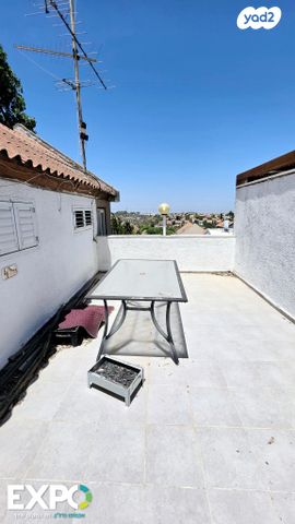 משעול הרקפת 11