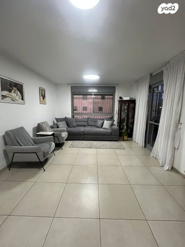 דופלקס, טורקיז 15, אבני חן, חריש