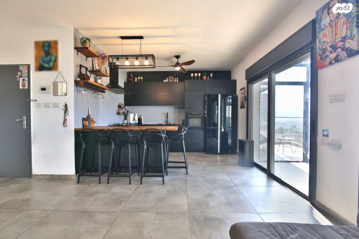 גג/ פנטהאוז, דרך יצחק רבין 9, שאר העיר, קרית אתא