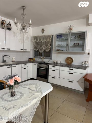 דירת גן, התורן 16, נאות רבין, יבנה