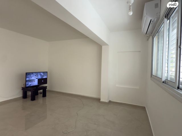 דירה, ביאליק 8, בן גוריון, אשקלון