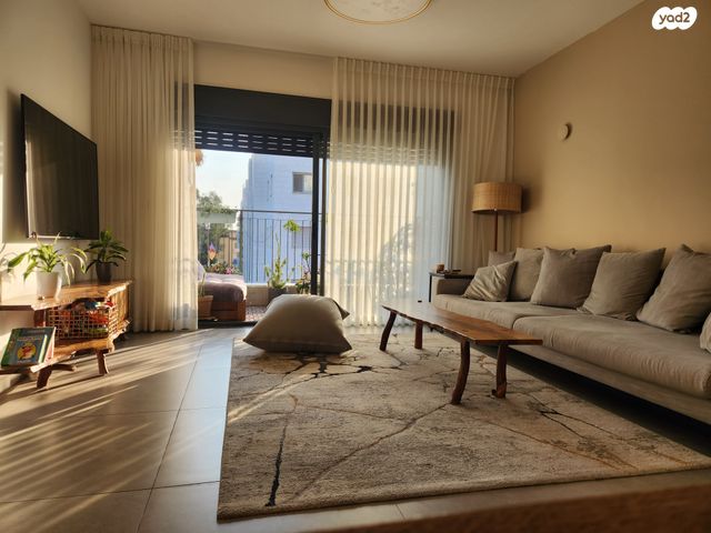 דירה, המפלס 1, מרכז, כפר סבא