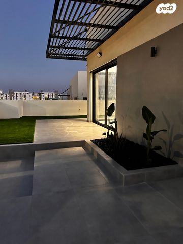 בית פרטי/ קוטג', יצחק נבון 11, שדרות בפארק, שדרות