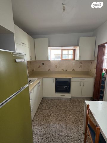 דירה, פסח חברוני 118, קרית היובל, ירושלים