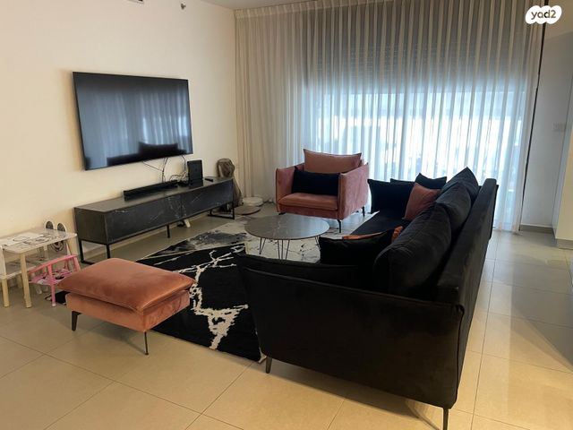 דירה, משה לוי 9, נאות שמיר, רמלה