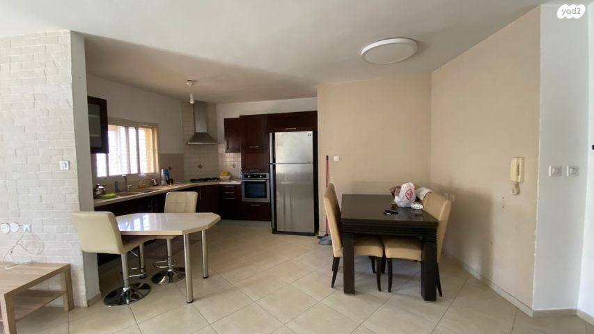 ישראל גלילי 26