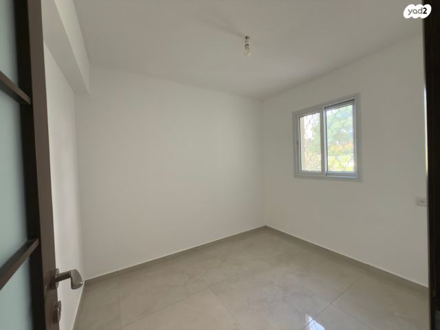 דירה, ביאליק 8, בן גוריון, אשקלון